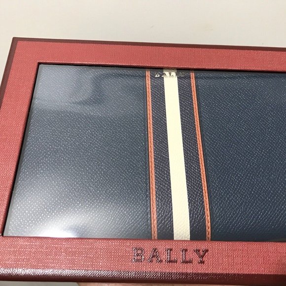 Bally Switzerland luxury & chic  beautiful leather zip wallet NIB$695 - Picture 1 of 11